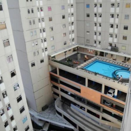 Apartment Gading Nias Residence Giacarta Esterno foto